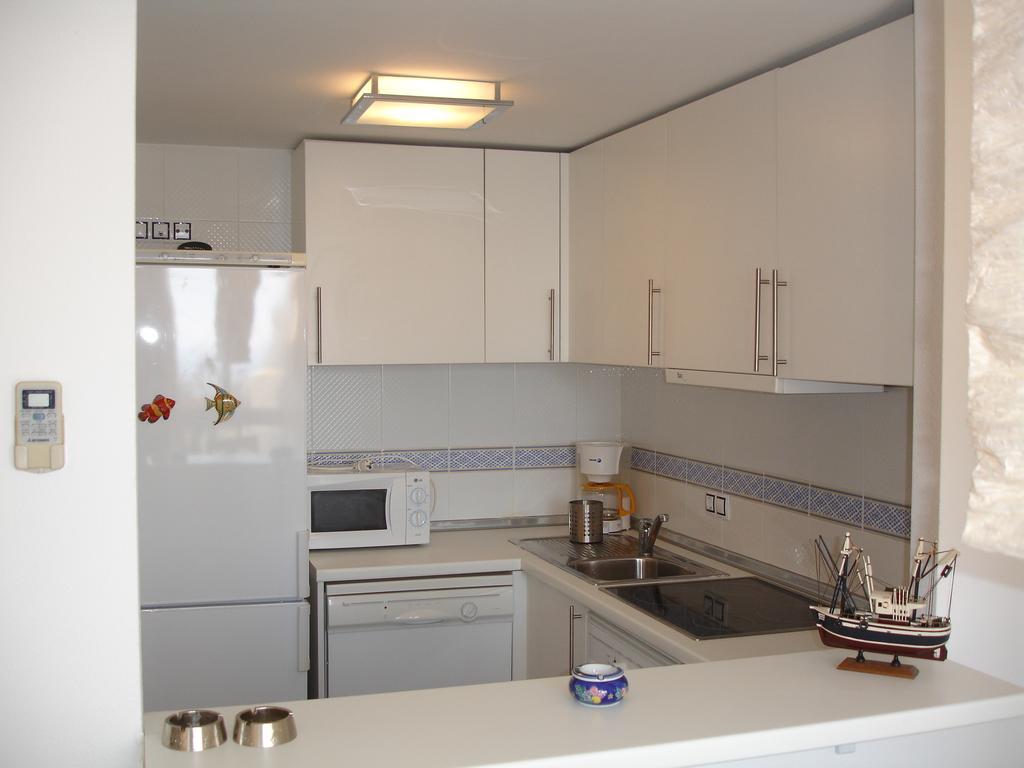 Villamarina Apartments - Zand Properties เบนิดอร์ม ห้อง รูปภาพ