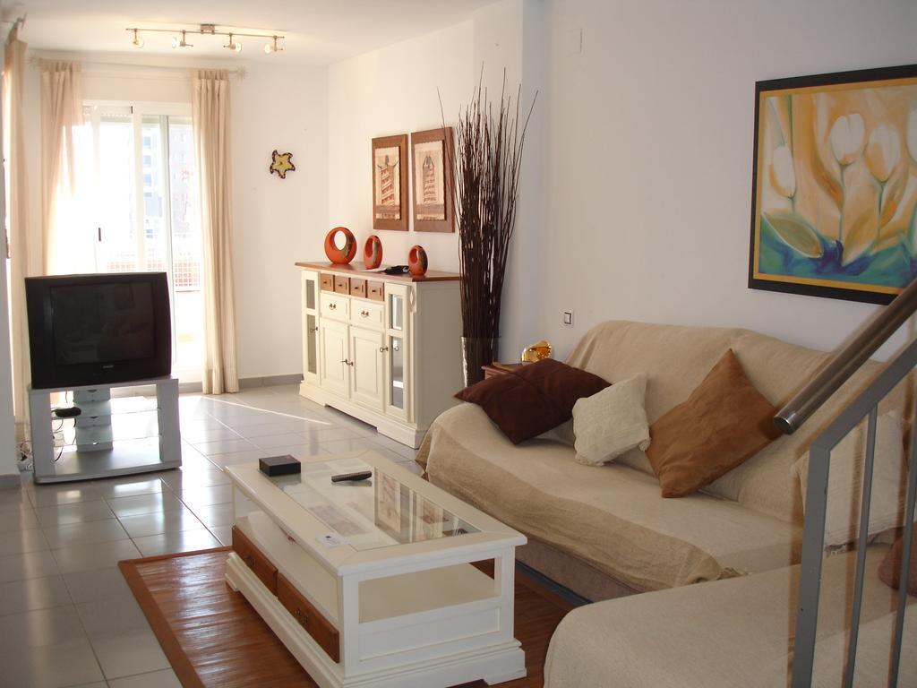 Villamarina Apartments - Zand Properties เบนิดอร์ม ห้อง รูปภาพ